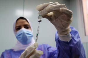 التنمية المحلية: لن يسمح بدخول أي مواطن للمقار الحكومية دون الحصول على لقاح كورونا اعتباراً من أول ديسمبر 2021 