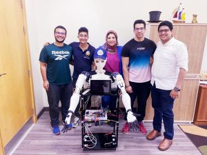 ماكو .. روبوت لمساعدة أطفال التوحد على التواصل