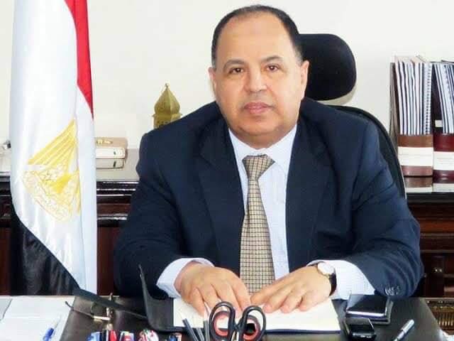المالية توضح آليات الإعفاء القانوني لسيارات ذوي الإعاقة