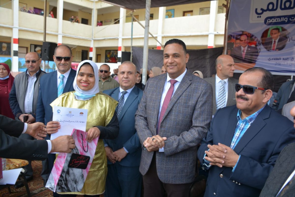 الدقهلية تنظم احتفالية ذوي الهمم بمدرسة الأمل للصم وضعاف السمع بالمنصورة