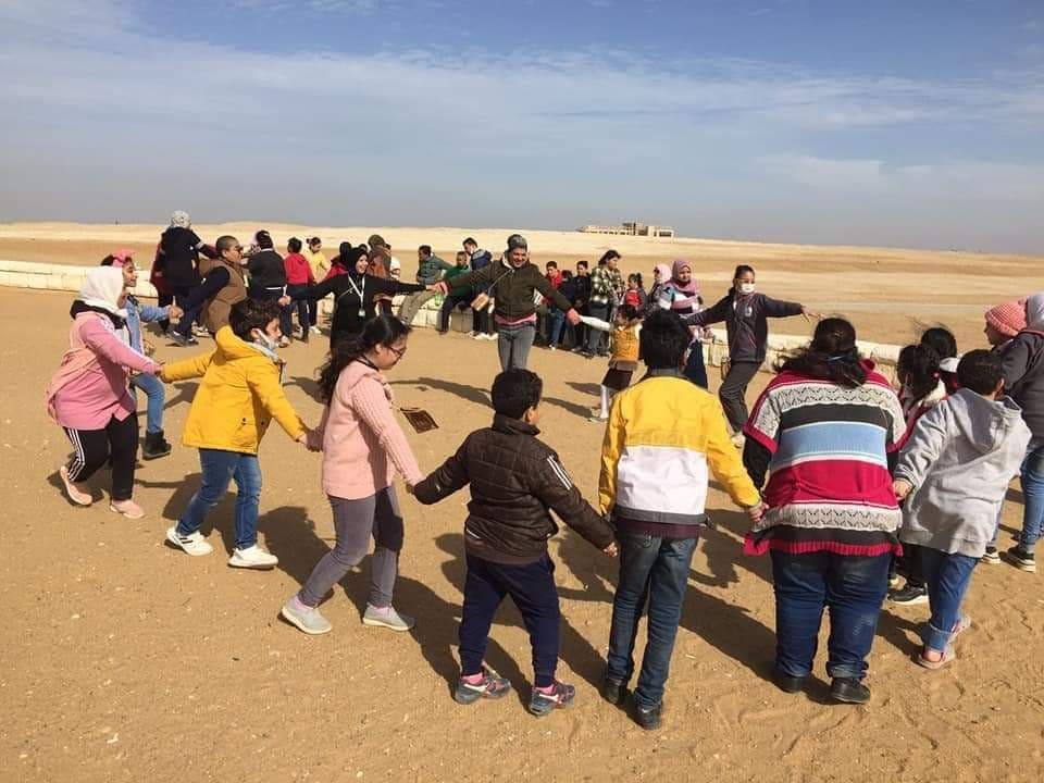 لدمج ذوي الهمم ...  السياحة تنظم رحلات لـ 50 طفل من ذوي الاحتياجات الخاصة بالأهرامات
