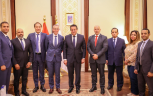 الصحة تبحث توفير أجهزة طبية للكشف المبكر وعلاج أورام المخ بدون جراحة